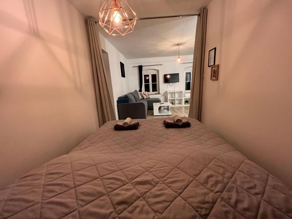 Apartament W Samym Centrum Jeleniej Gory Єленя-Ґура Екстер'єр фото